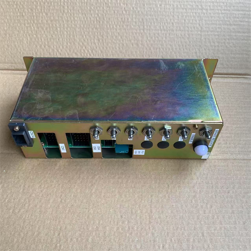 JZRCR-NBU01B-1TE 中古のロボット部品