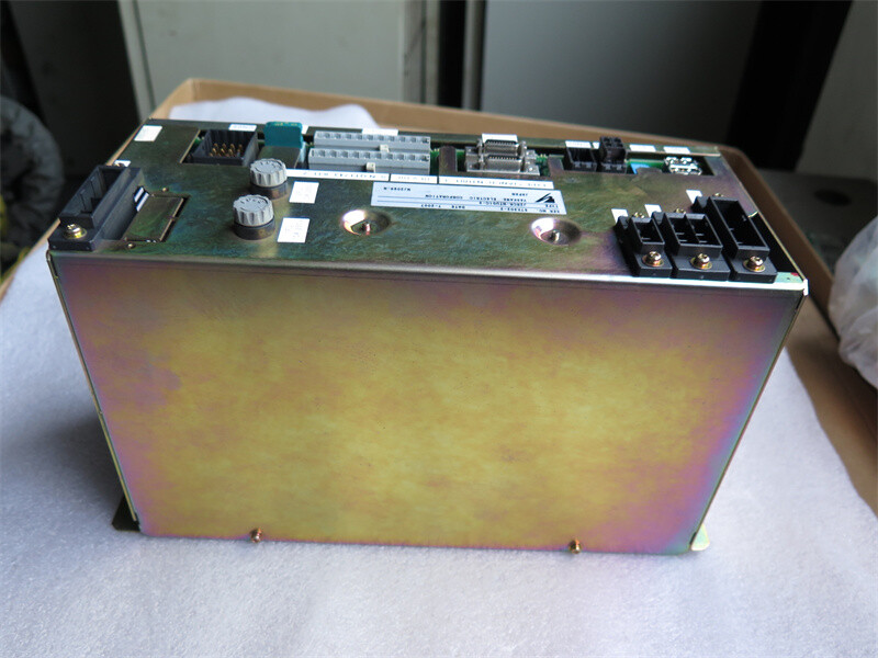 JZRCR-NTU01C-3 中古のロボット部品