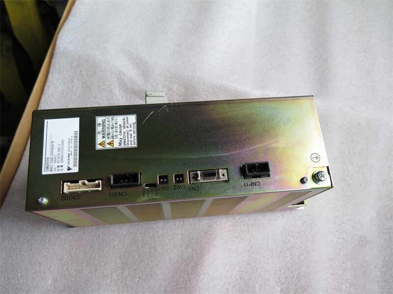 SGDR-C0A040A01B  新品ロボット部品