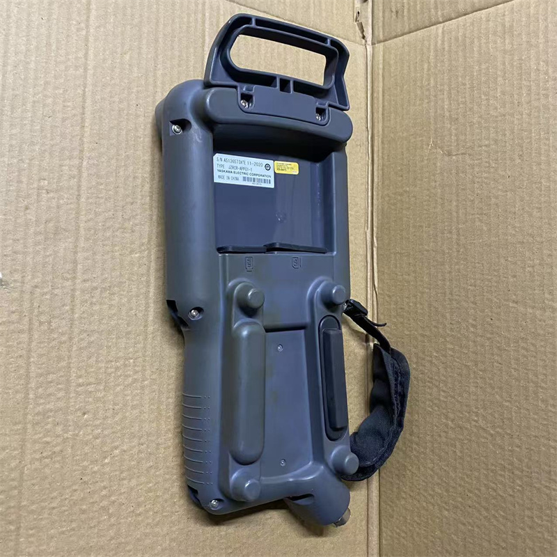 JZRCR-APP01-1 中古ティーチペンダント