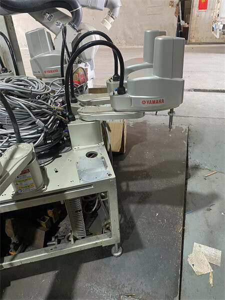 YK400XR 中古ヤマハロボット