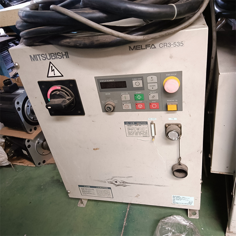 MR3-CR55 中古三菱ロボット部品