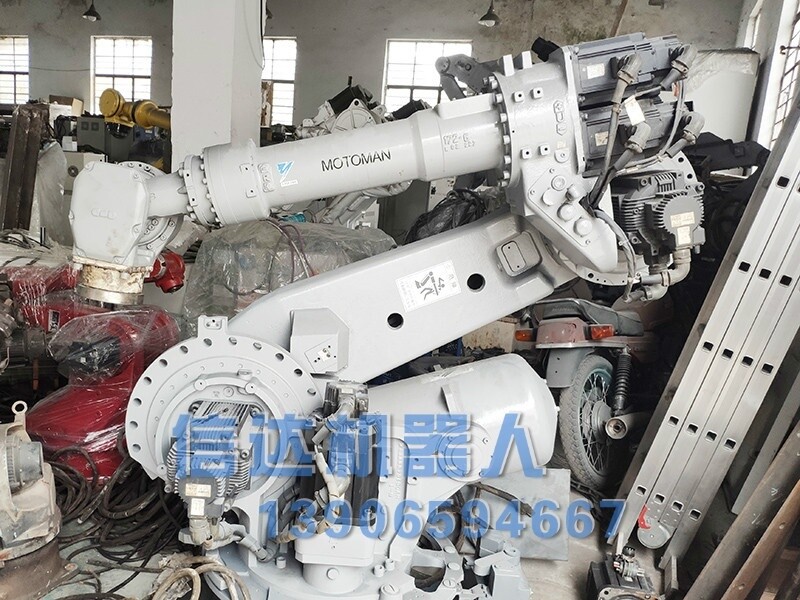 Used industrial robots