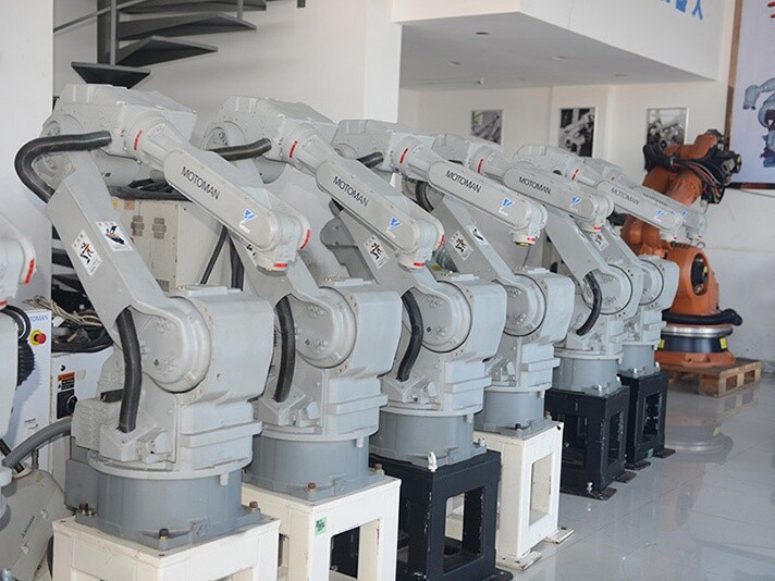 Used industrial robots