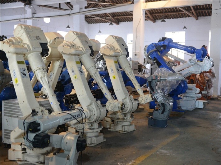 Used industrial robots
