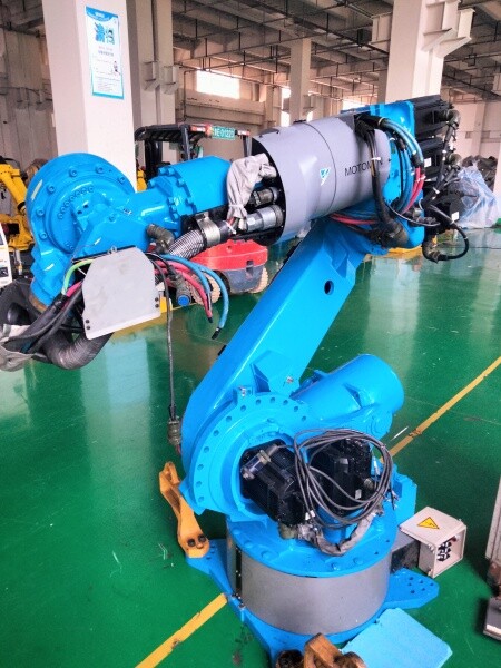 ES200N Used Yaskawa Robot