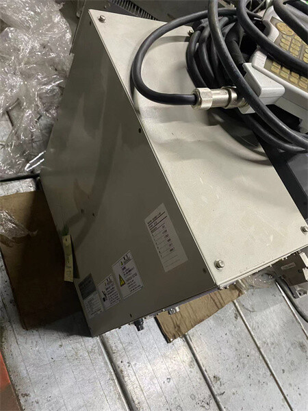 MH0005F Used Yaskawa Robot