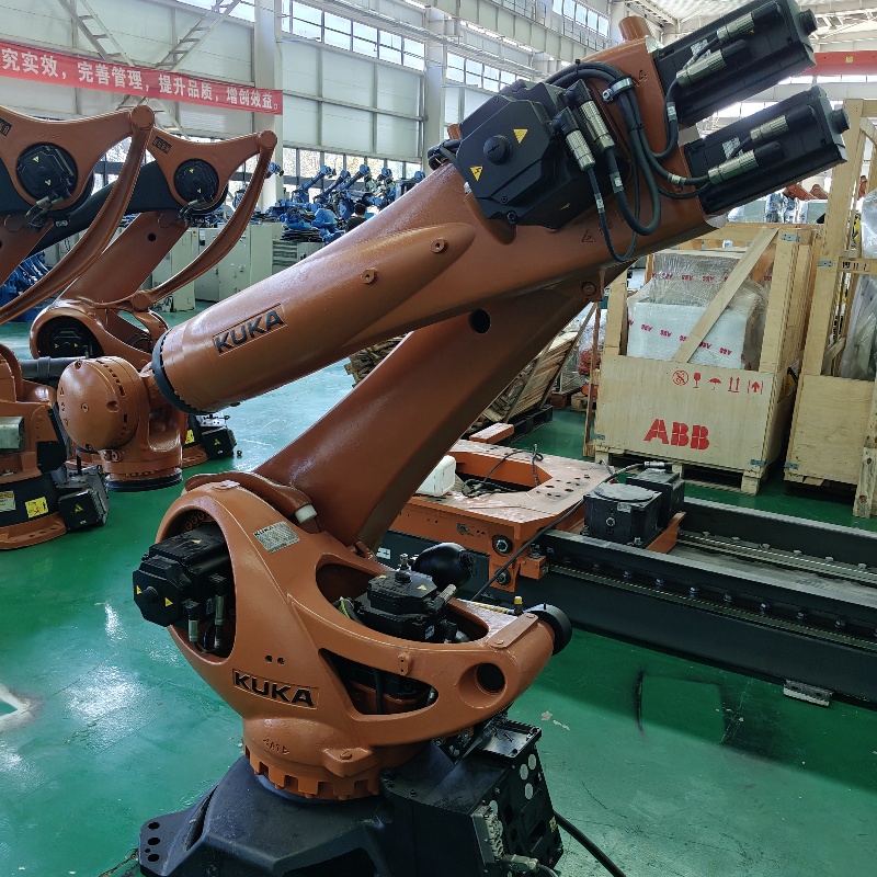 KR210R3100C4 Used KUKA robot