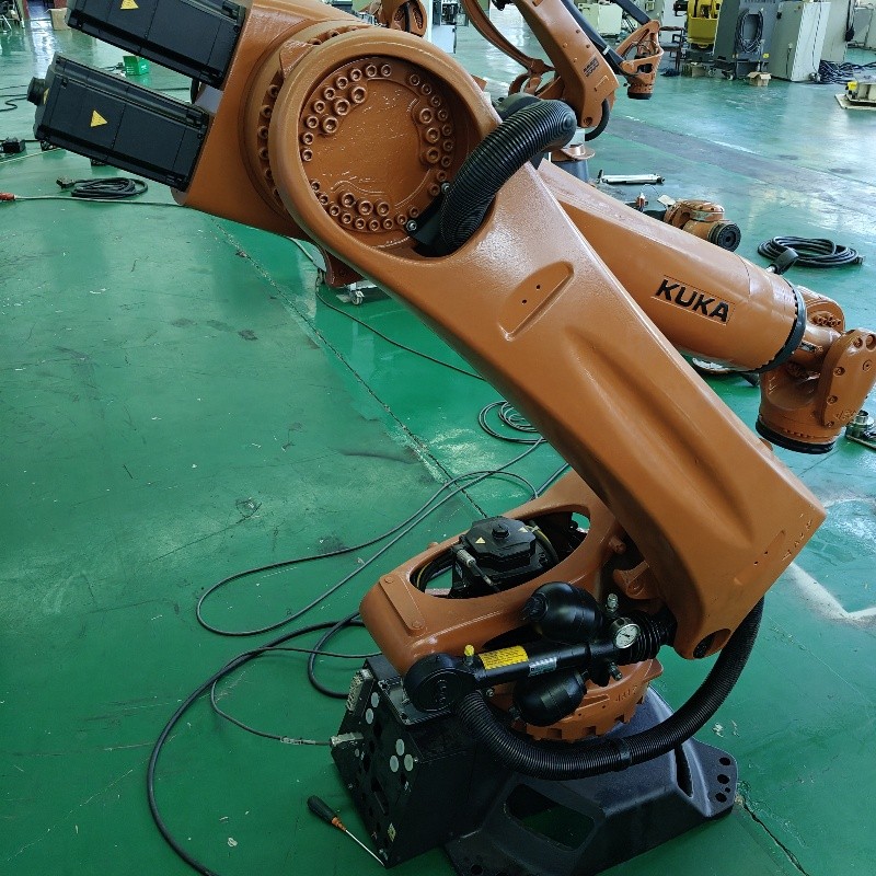 库卡KR210R3100C4机器人 (4)