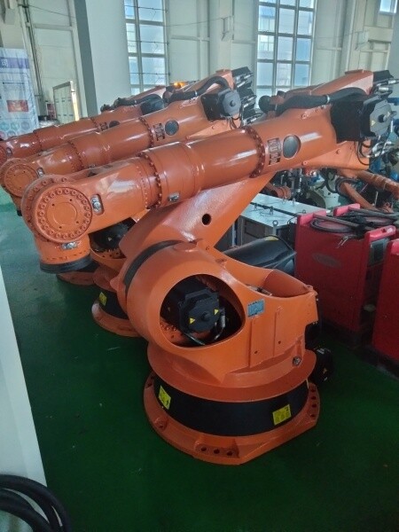 KR240L180 Used KUKA Robot