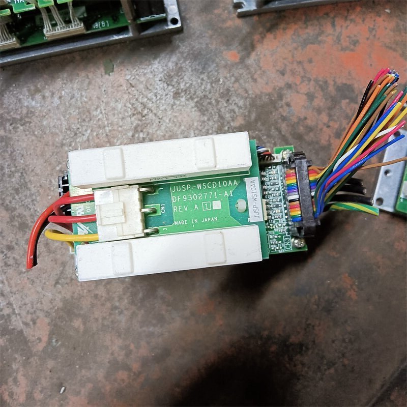 JUSP-WSCD10AA Used robot parts