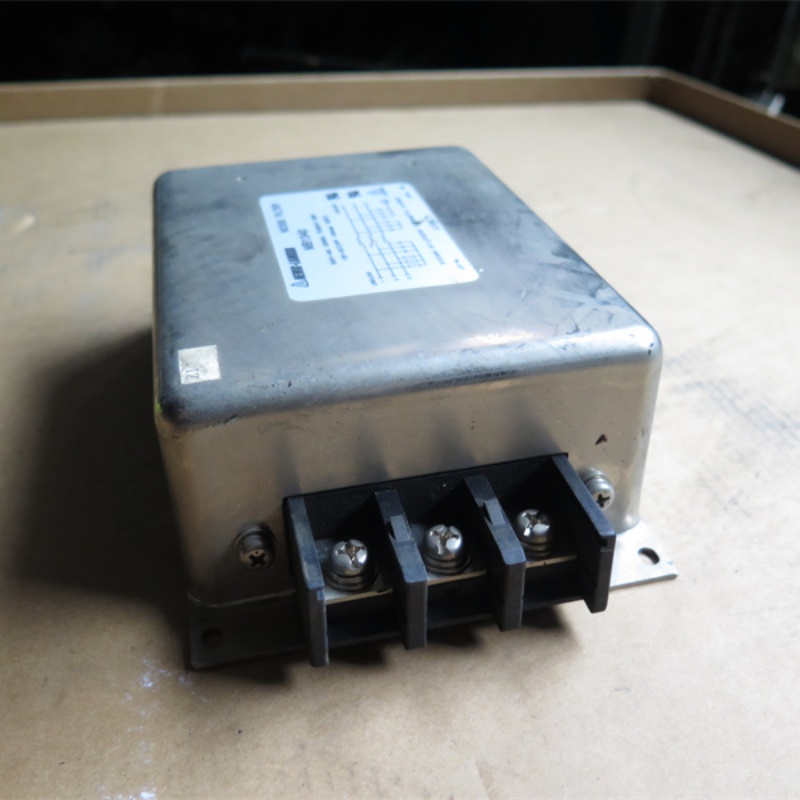 MB1340 NEMIC-LAMBDA Used robot parts