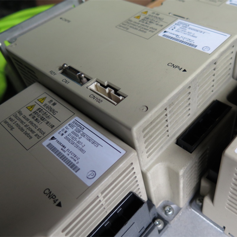 SGDR-SDA950A01B-E Used Robot Parts