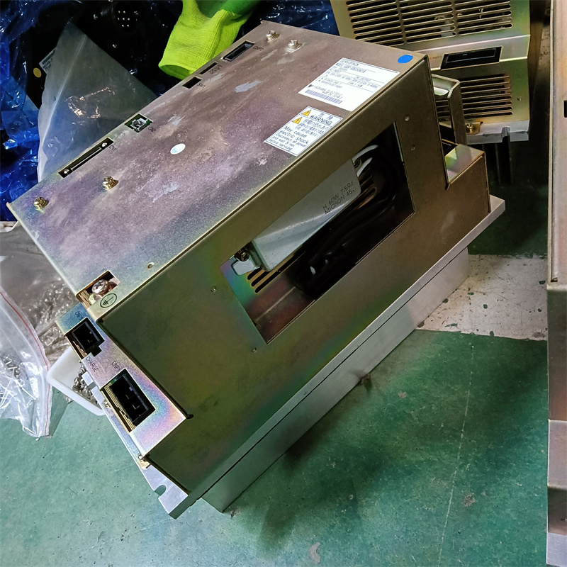 SGDR-SDB350A01B Used Robot Parts