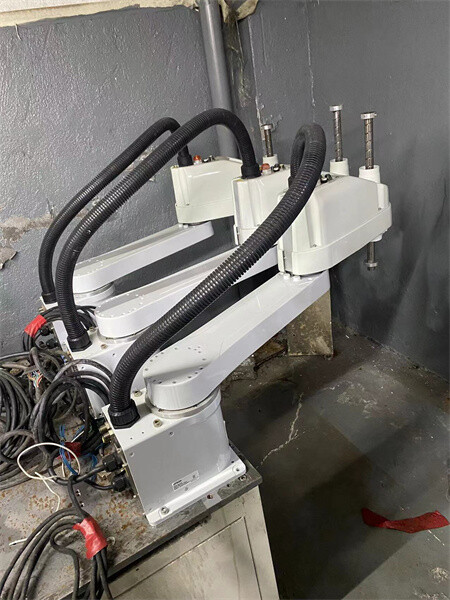 LS6-702 Used Epson Robot