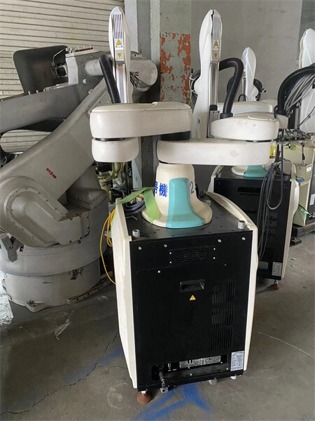 WD002NA202 Ancient Kawasaki Robot