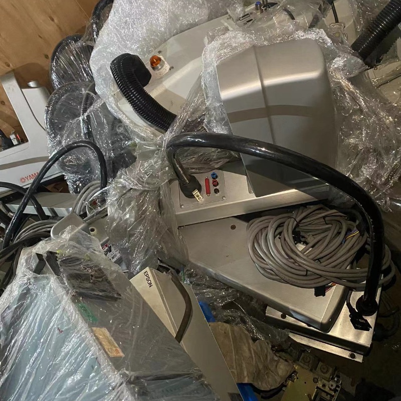 YK800XG Yamaha Ancient Robot