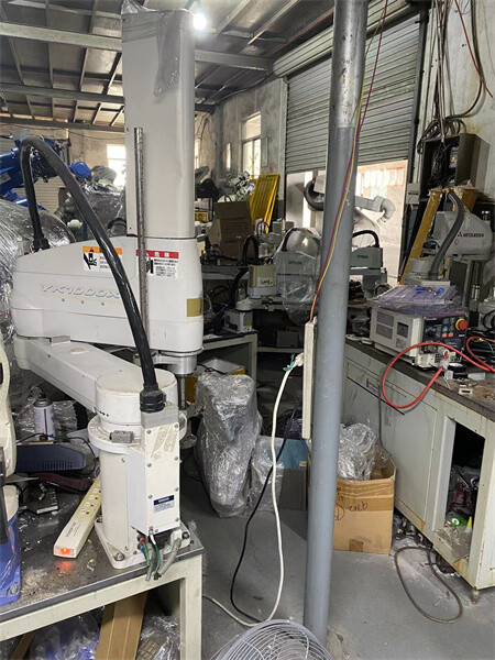 YK1000X Medium Duty Yamaha Robot