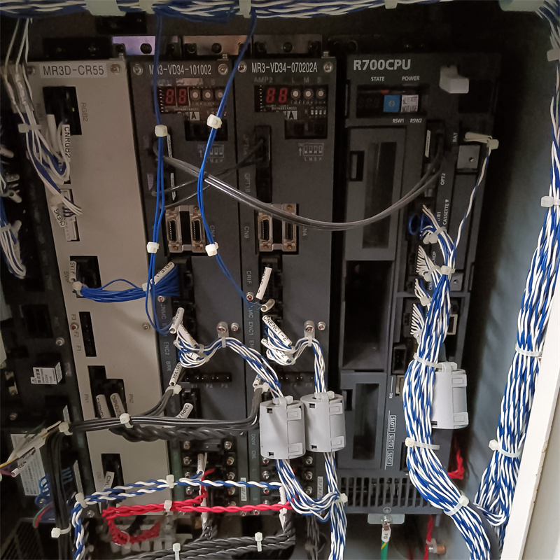 R700SFT-A Medium and Ancient Three-Cornered Robot Parts