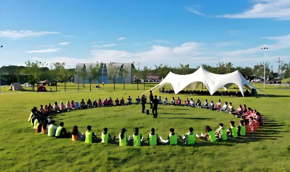 Superior performance and quiet design for green industry and comfortable built environments Superior performance and quiet design for green industry and comfortable built environments