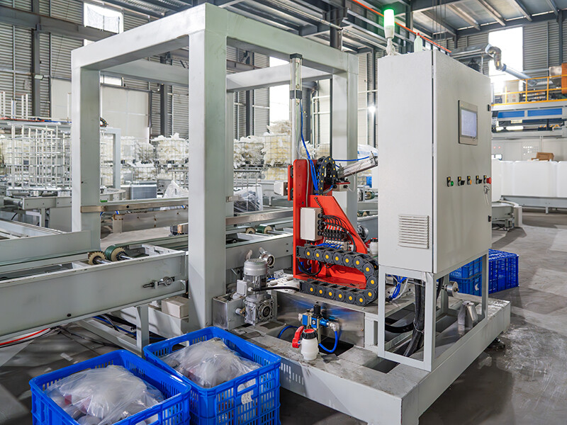 IBC ton barrel automatic valve welding machine IBC ton barrel automatic valve welding machine