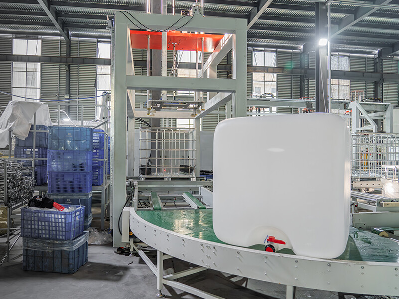 Liner frame palletizing line