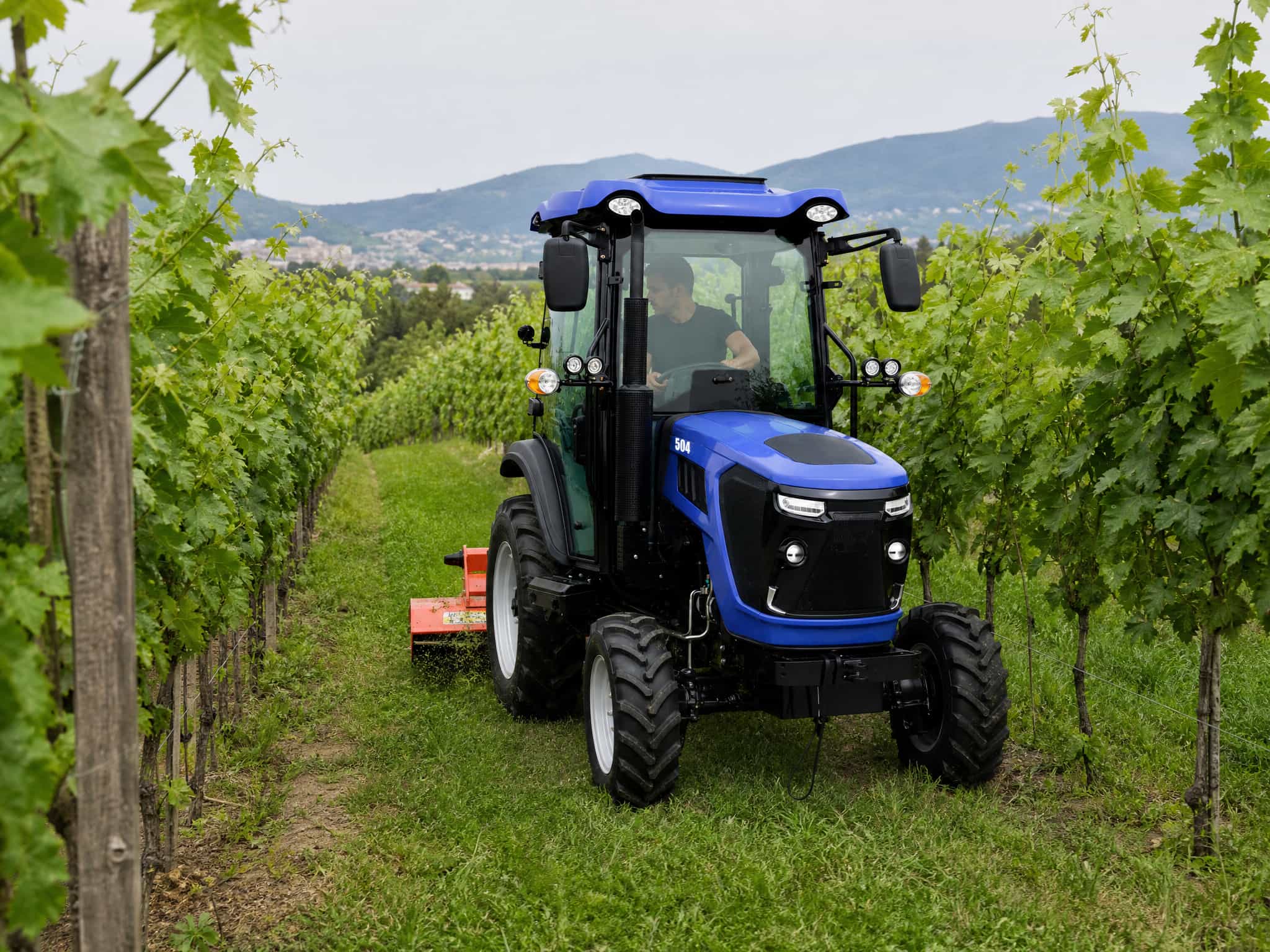 How to Choose the Right Orchard Tractor for Your Farm