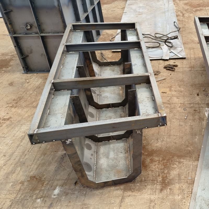 Customized Concrete U-Shaped Ditch Mold Precast Concrete Channel Steel Mold for Water Drainage
