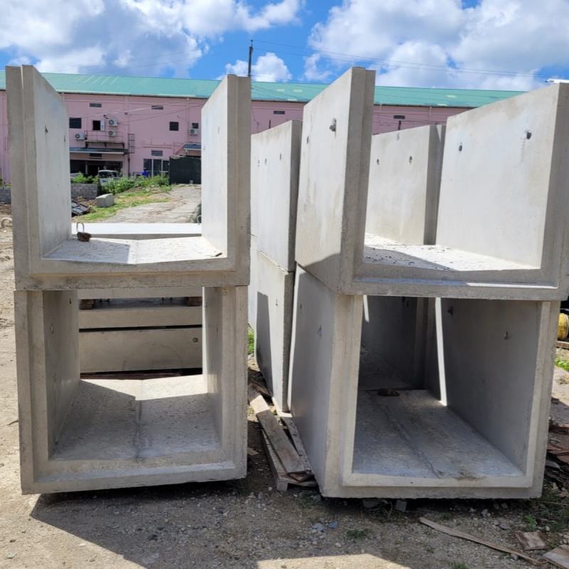 Small Size Precast U Ditch Formwork Family Courtyard Irrigation Water Canal Mold U-Drain Mould Concrete Drainage Gutter Mold