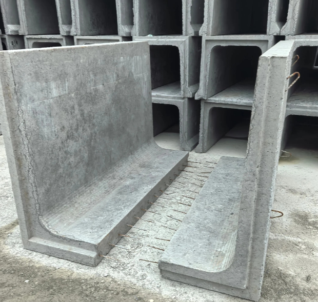 High Quality QF Brand L-Shaped Retaining Wall Molds for Precast Concrete Durable Steel Molds Easy Assembly