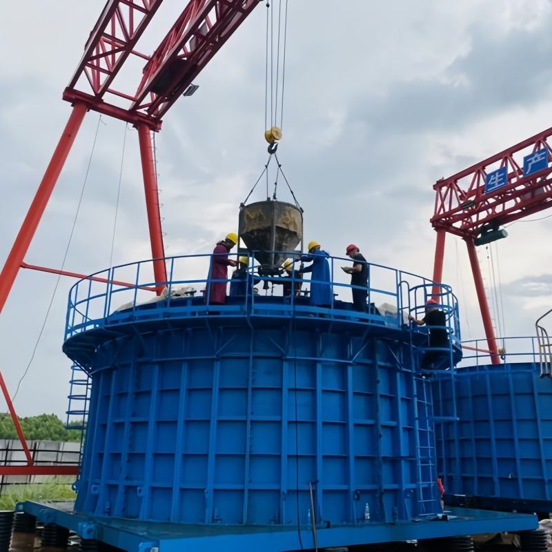 Customized Prestressed Concrete Wind Power Tower Mold / Hydraulic Precast Wind Tower Segment Mold