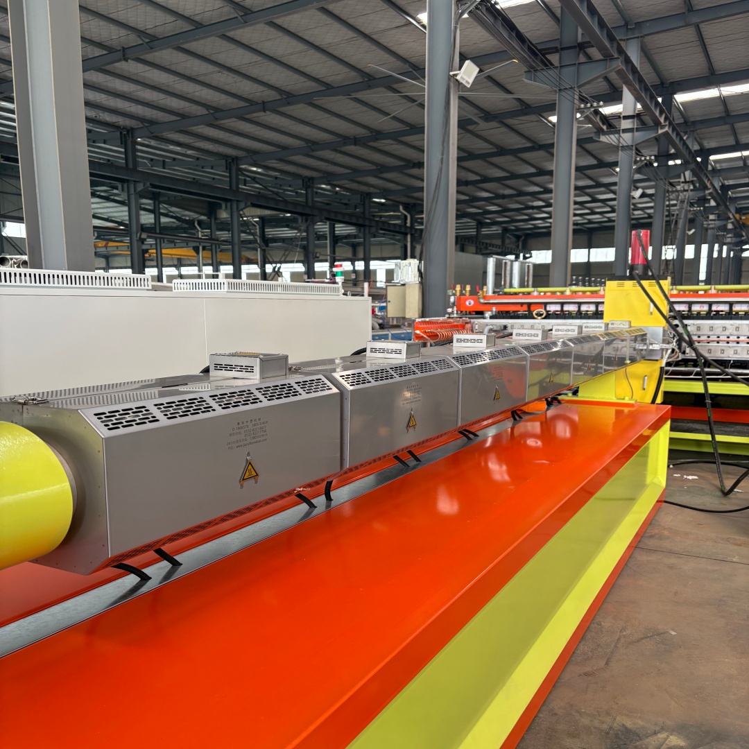 PC Hollow Grid Plate Extrusion Machine