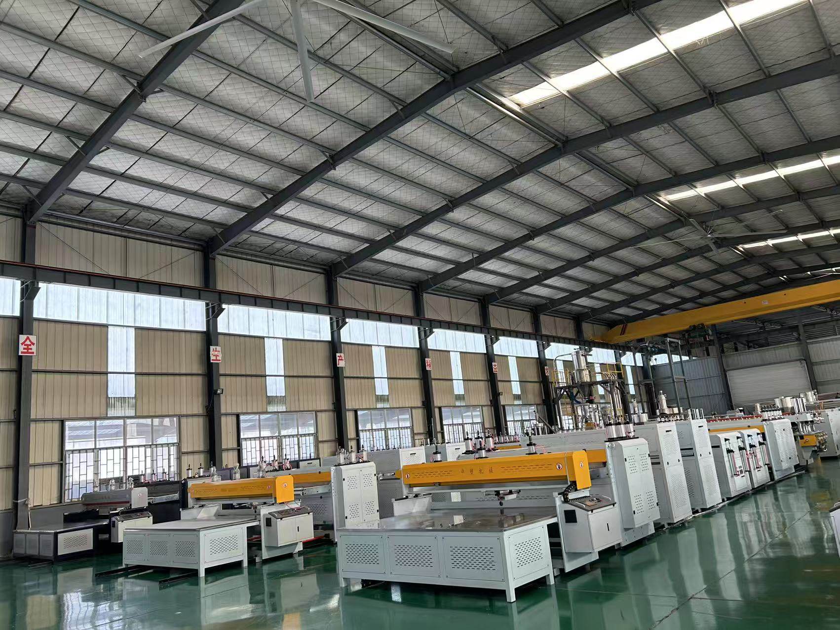 New-Generation PP Hollow Grid Board Equipment Launched, Empowering Green and Efficient Plastic Sheet Production