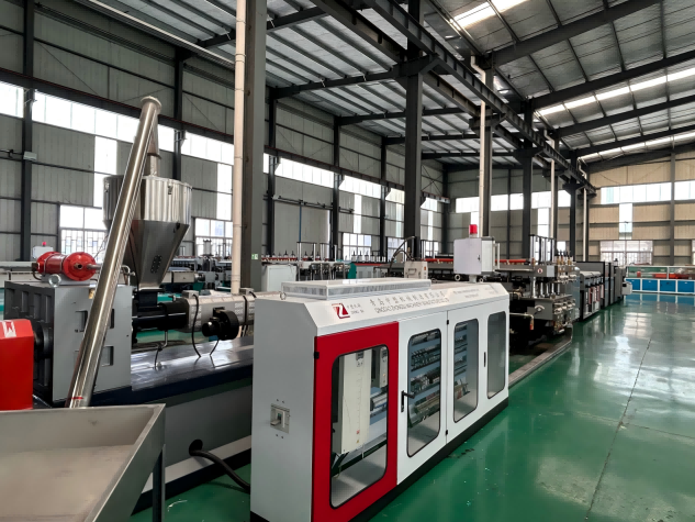 Advanced PP Hollow Sheet Extrusion Line Delivers High-Performance, Eco-Friendly Hollow Sheet Solutions for Global Industries