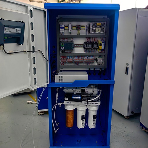 Generator Air Asam Hipoklorit vs Sanitizer Pra-campur: Mana yang Lebih Baik untuk Penggunaan di Lokasi?