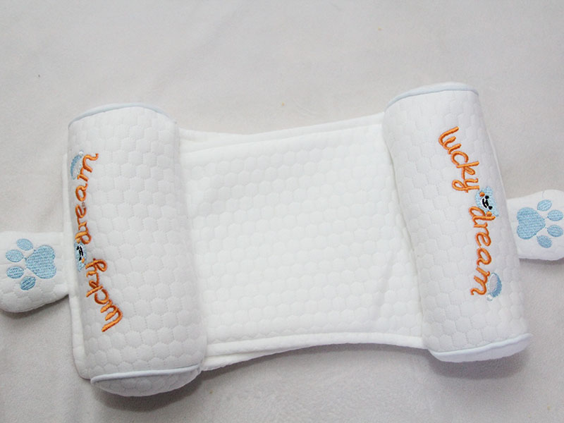 Baby shaping pillow