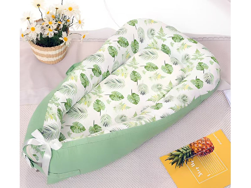 Newborn portable uterus-inspired anti-pressure crib/anti-startle and soothing crib