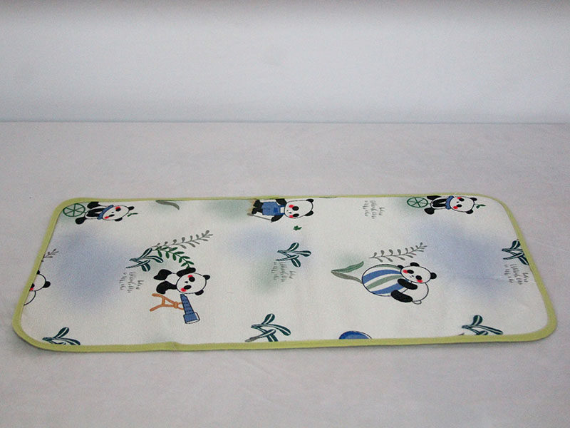 Summer cooling mat/antibacterial baby ice silk cooling mat/baby mattress/children's cooling mat