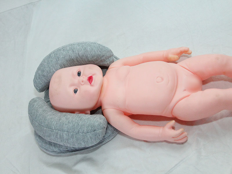 Baby shaping pillow