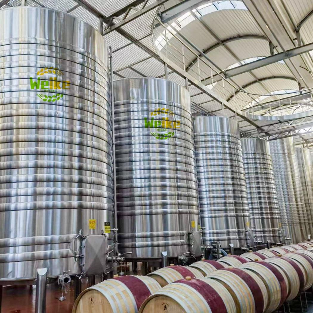 螺旋冷却コイル付きワインタンク