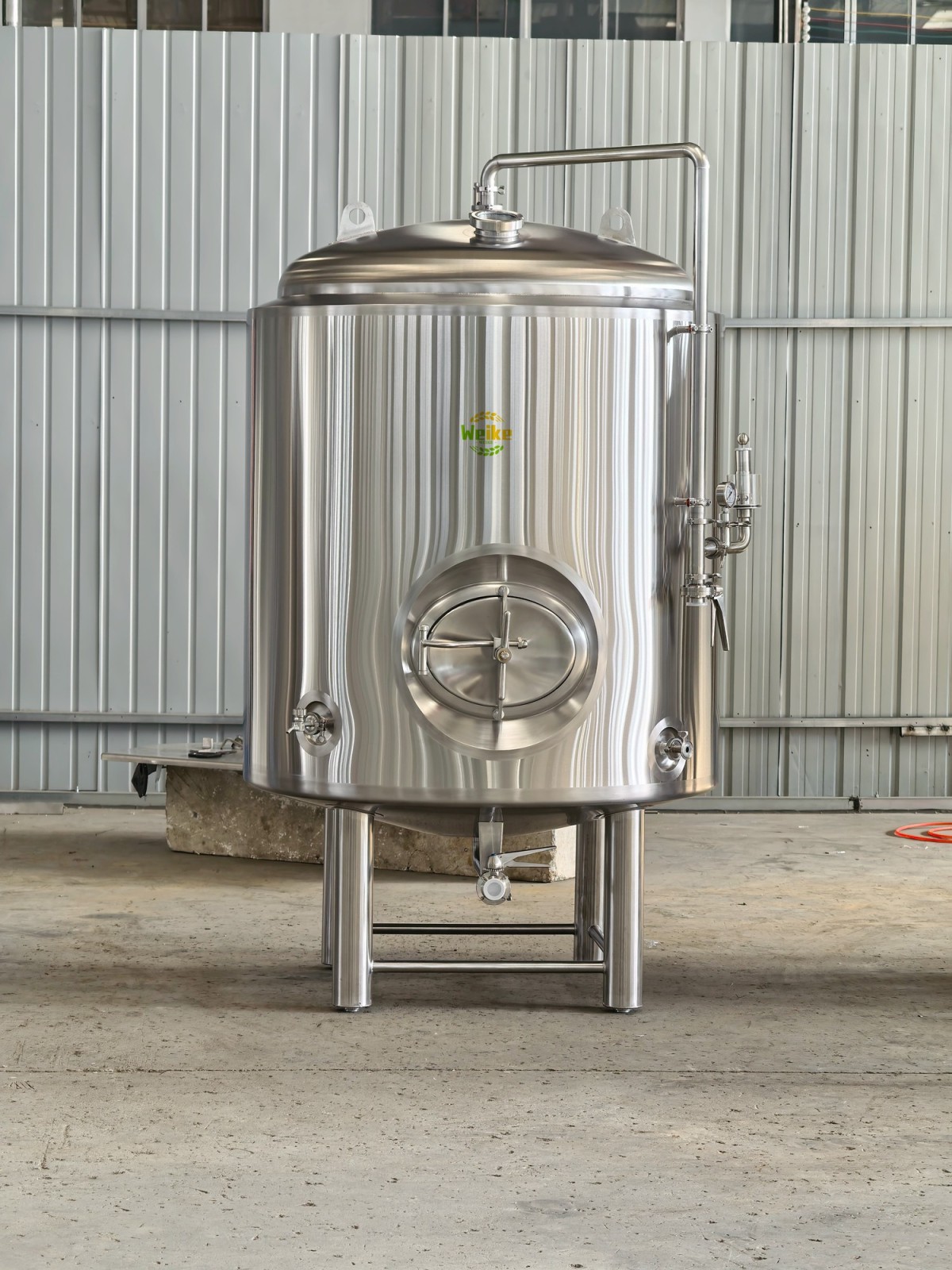 1000L brite tank