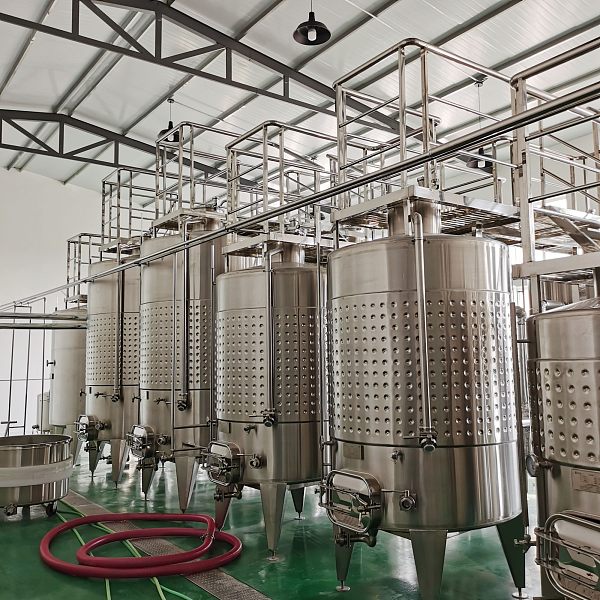 tangki fermentasi anggur