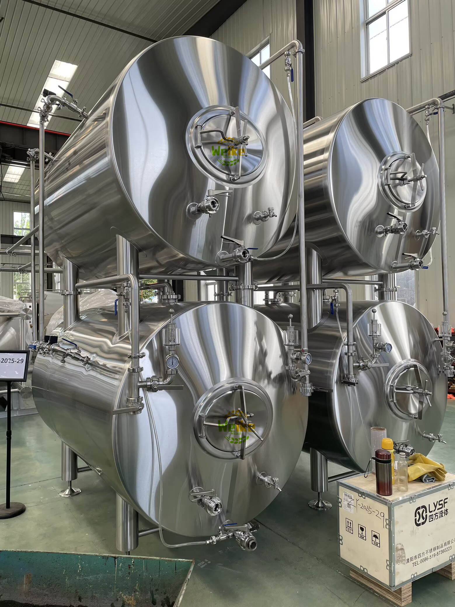 tangki bir terang horizontal yang dapat ditumpuk