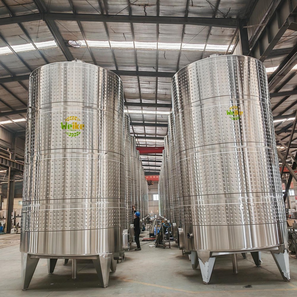 tangki fermentasi dan penyimpanan anggur