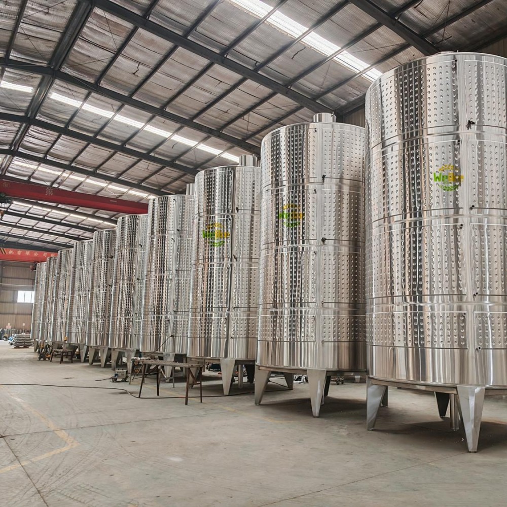 tangki fermentasi dan penyimpanan anggur
