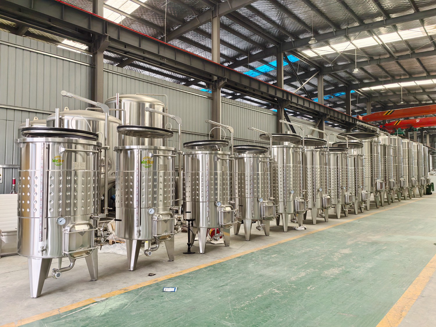 tangki fermentasi anggur merah